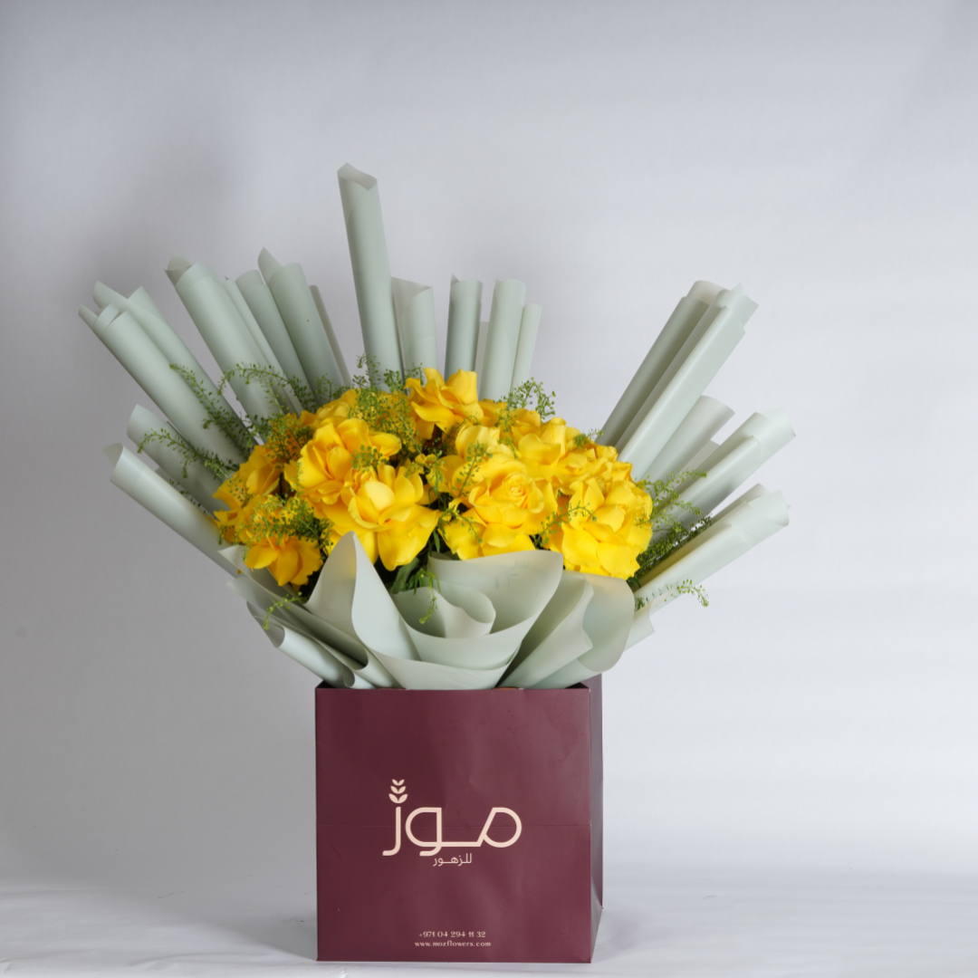 yellow roses flower bouquet