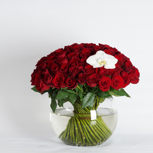 red roses flower arrangement
