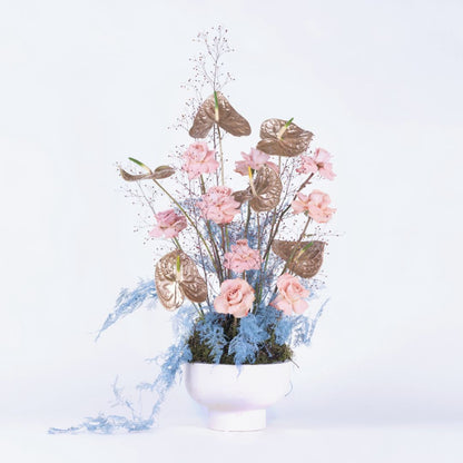 Metalica | Gold anthurium & Latte Roses Flower Arrangement